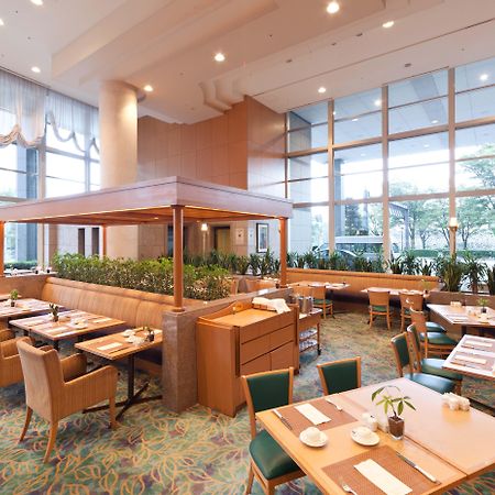 Hotel Ana Crowne Plaza Toyama By Ihg Extérieur photo