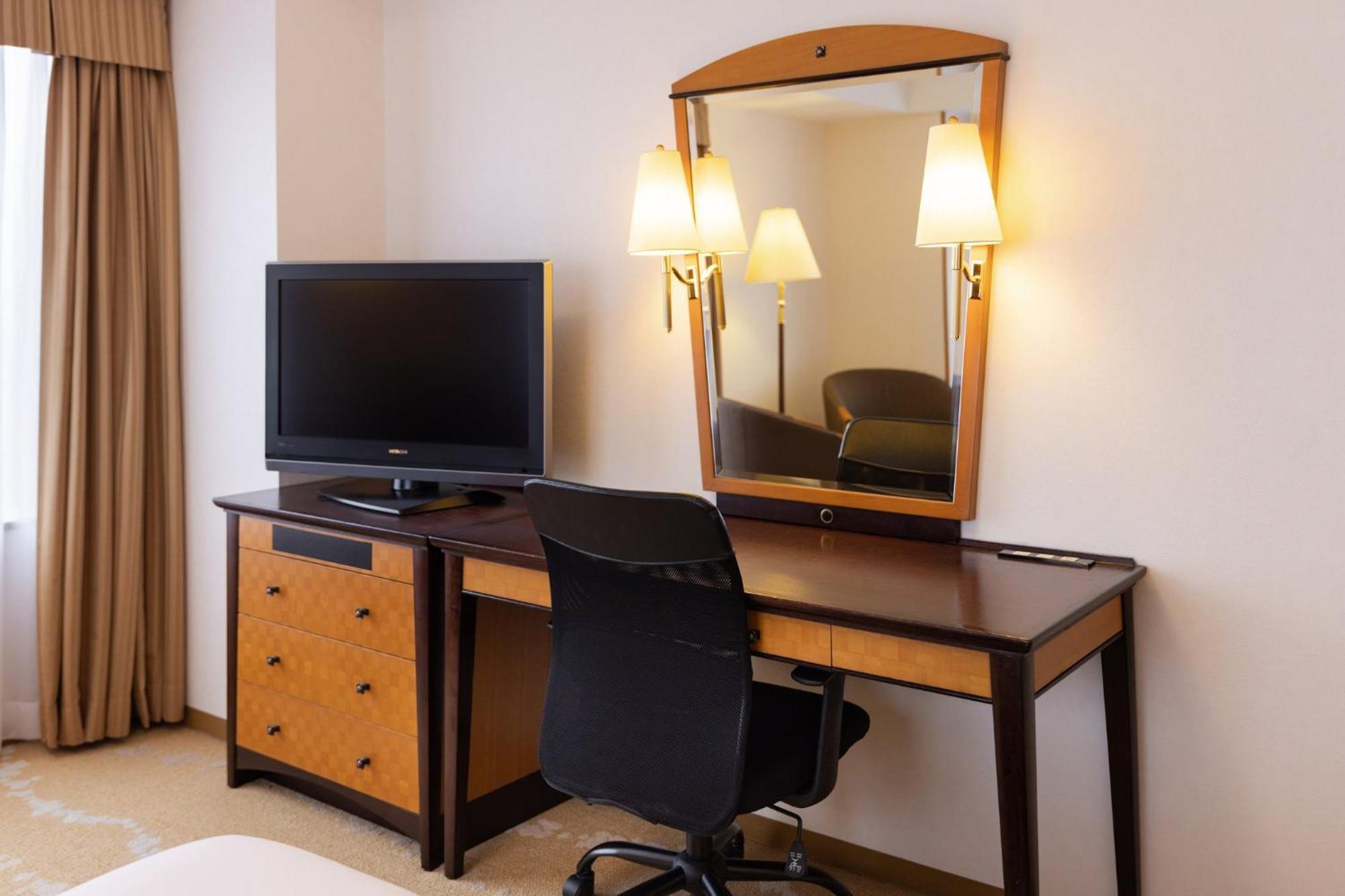 Hotel Ana Crowne Plaza Toyama By Ihg Extérieur photo